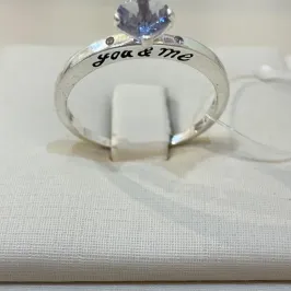 ANEL PRATA SOLITÁRIO LILÁS