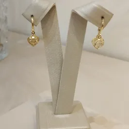 BRINCO ARGOLA CORAÇÃO E ZIRCONIA