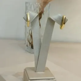 BRINCO EARHOOK GEOMÉTRICO