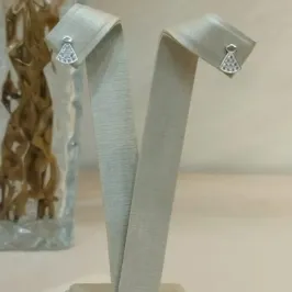 BRINCO PRATA NOSSA SENHORA APARECIDA CRAVEJADO