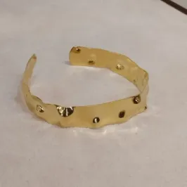 BRACELETE MARTELADO MODERNO
