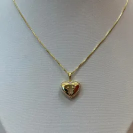 PINGENTE CORAÇÃO CRAVEJADO MENINA