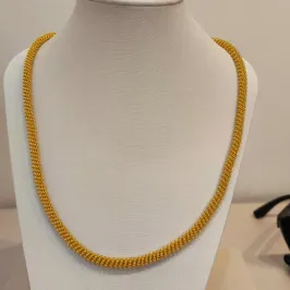 COLAR MALHA ARREDONDADA