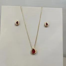 CONJUNTO GOTA VERMELHO