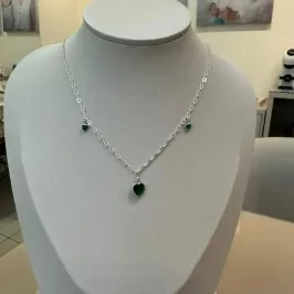 CHOKER PRATA CORAÇÕES VERDE ESMERALDA