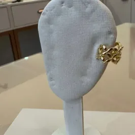 PIERCING FAKE FLORES