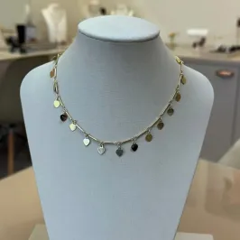 CHOKER MEDALHAS CORAÇÕES