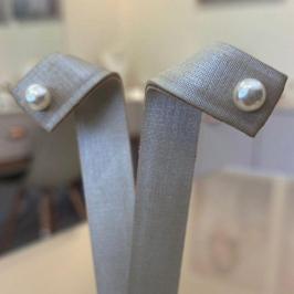 BRINCO PÉROLA ACHATADA P