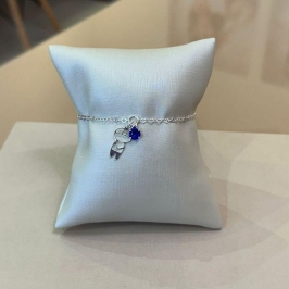 PULSEIRA PRATA PINGENTE MENINO/ PONTO DE LUZ AZUL