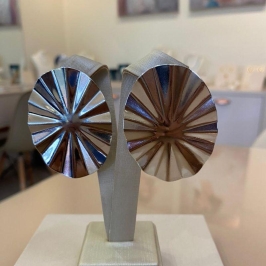 BRINCO MAXI BOTÃO OVAL BANHO DIAMANTE