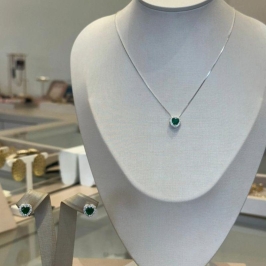 CONJUNTO PRATA CORAÇÃO VERDE ESMERALDA