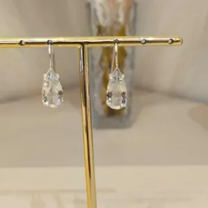 BRINCO PRATA GANCHO CRISTAL