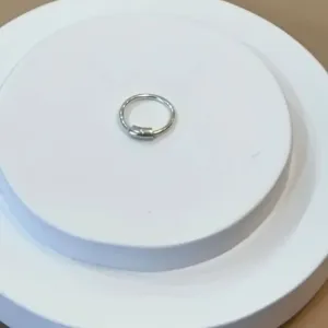 PIERCING PRATA ARGOLA LISA TORÇÃO