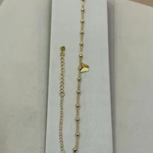 TORNOZELEIRA BOLINHAS E PINGENTE BORBOLETA