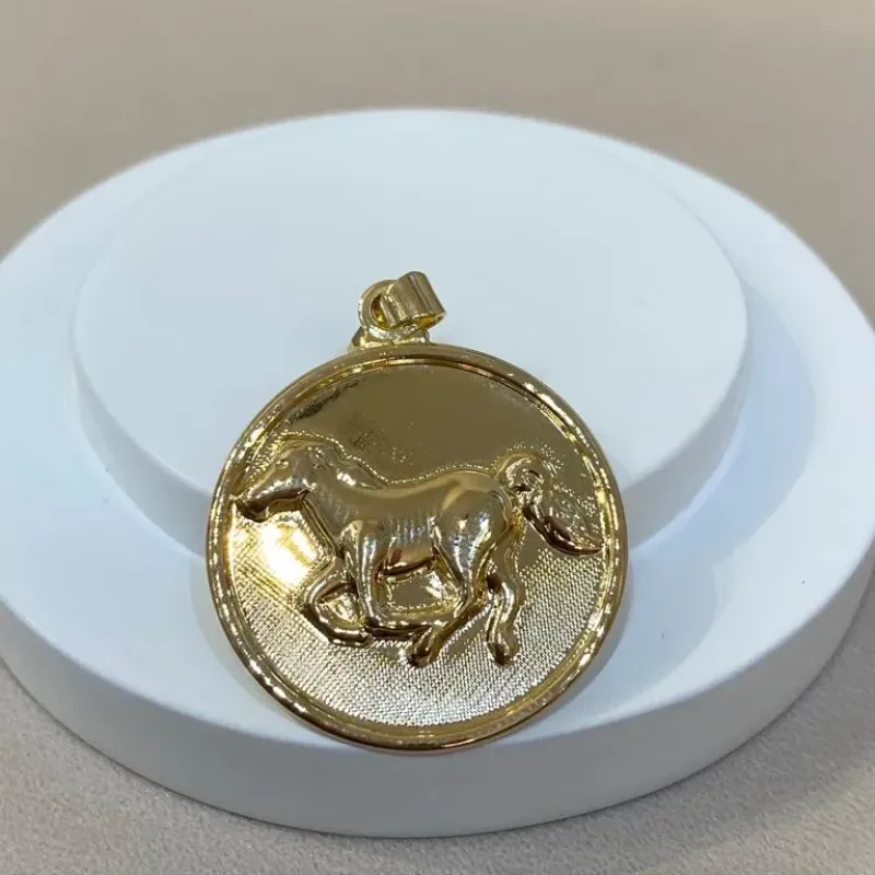 PINGENTE CAVALO MEDALHA