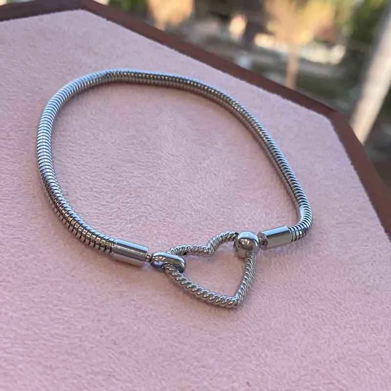 PULSEIRA AÇO PANDORA CORAÇÃO VAZADO