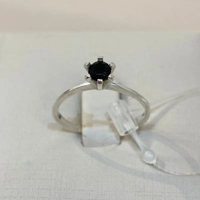 ANEL PRATA SOLITÁRIO PRETO
