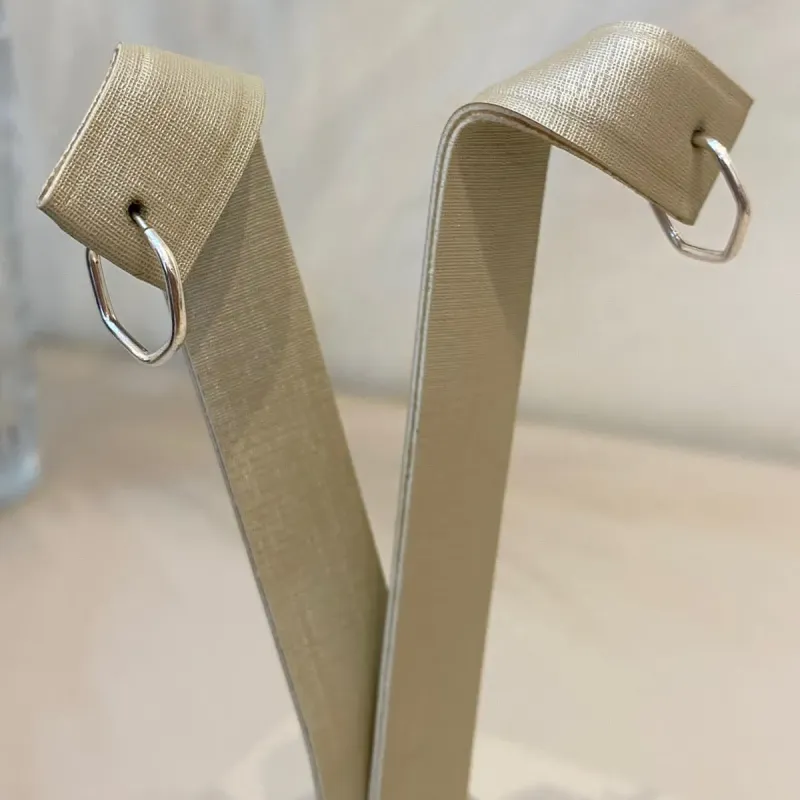 ARGOLA PRATA P