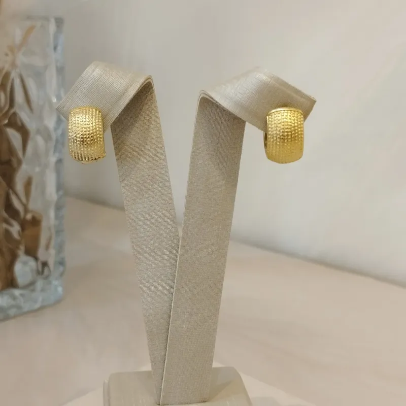 BRINCO ARGOLA DETALHES