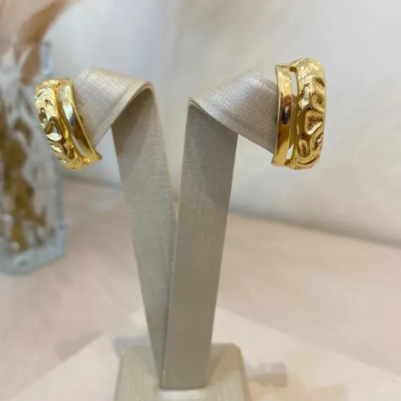 BRINCO EAR HOOK LISO E ONDULADO