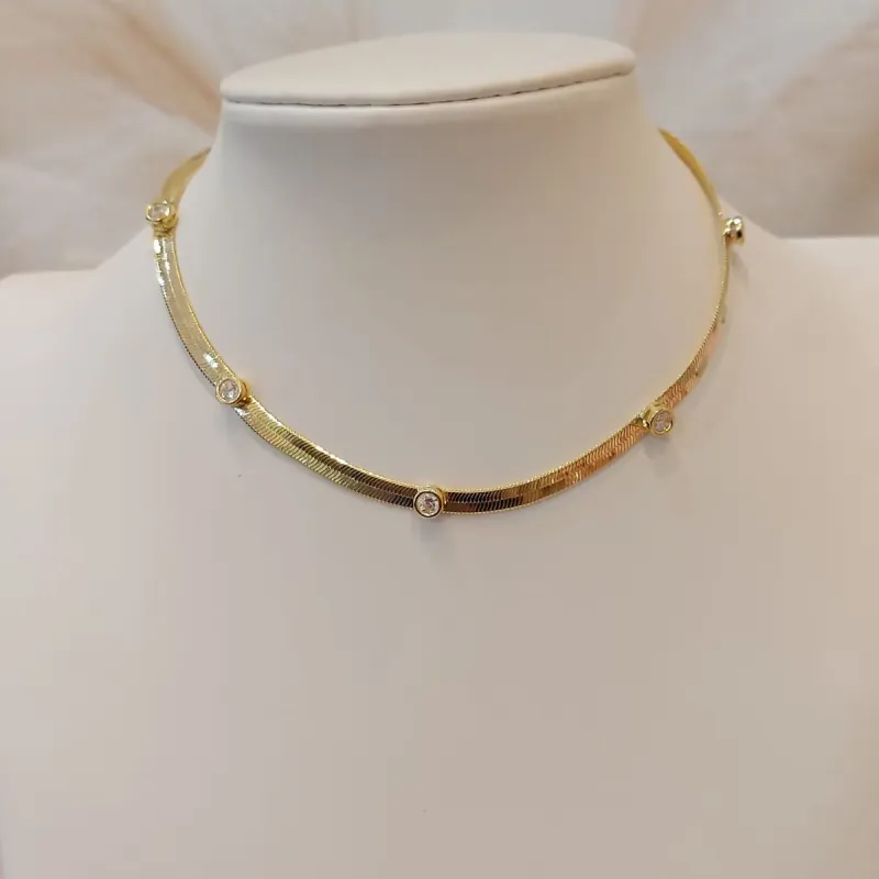 CHOKER FITA E ZIRCÔNIAS