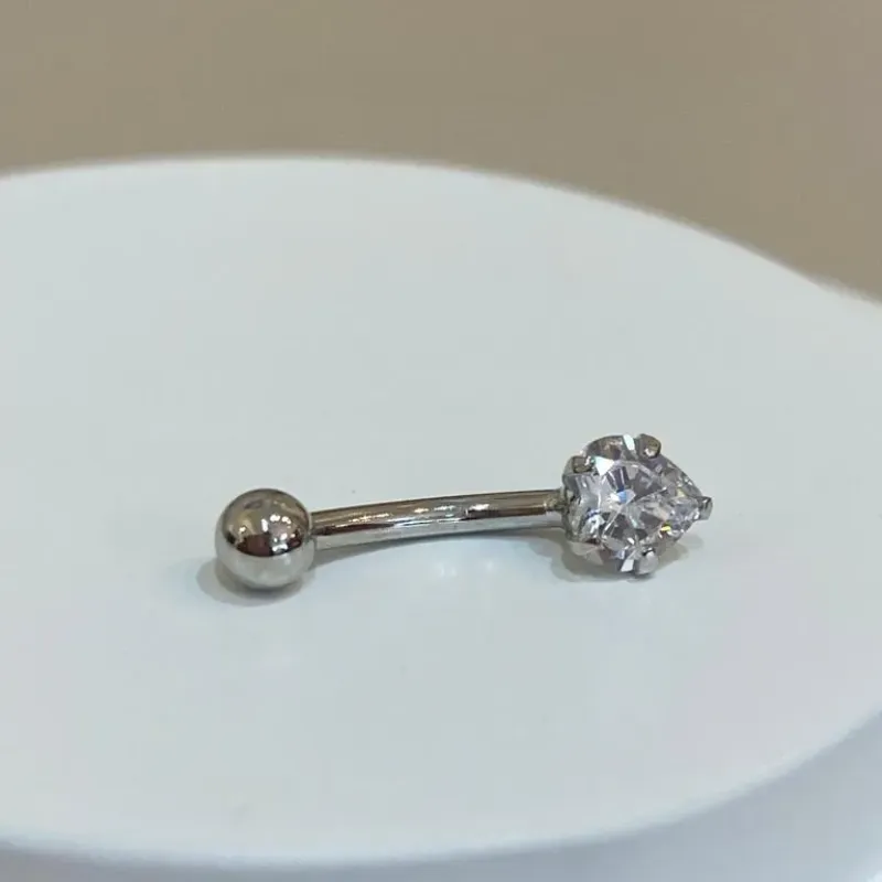 PIERCING BANANINHA CORAÇÃO