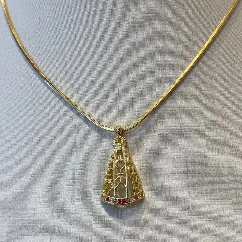 PINGENTE NOSSA SRA APARECIDA VAZADO COM ZIRCONIAS PINKS