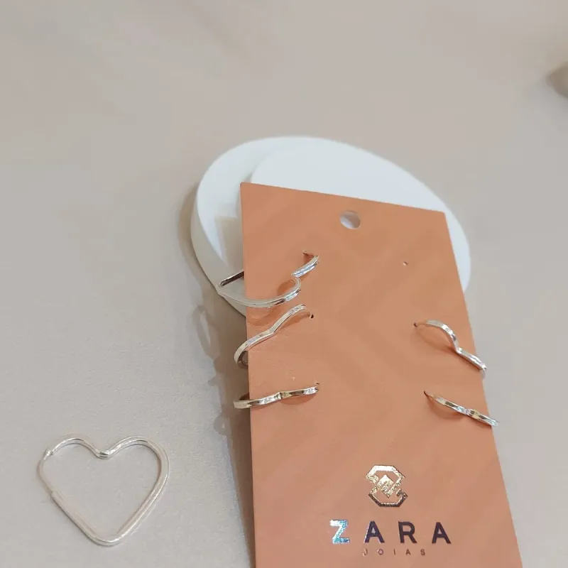 TRIO PRATA ARGOLA CORAÇÃO
