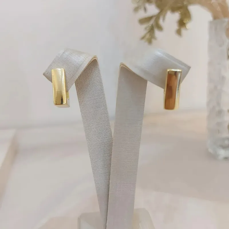 MEIA ARGOLA RETÂNGULAR ROBUSTA ELEGANTE GRANDE