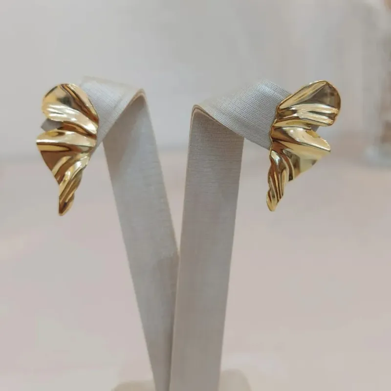 BRINCO FLOR MARTELADO