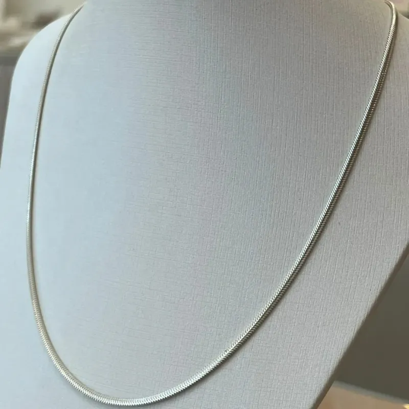 COLAR PRATA LACRAIA FINA 45CM