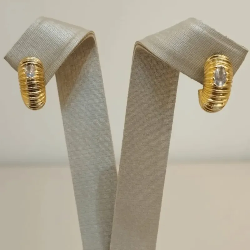 MEIA ARGOLA DETALHES
