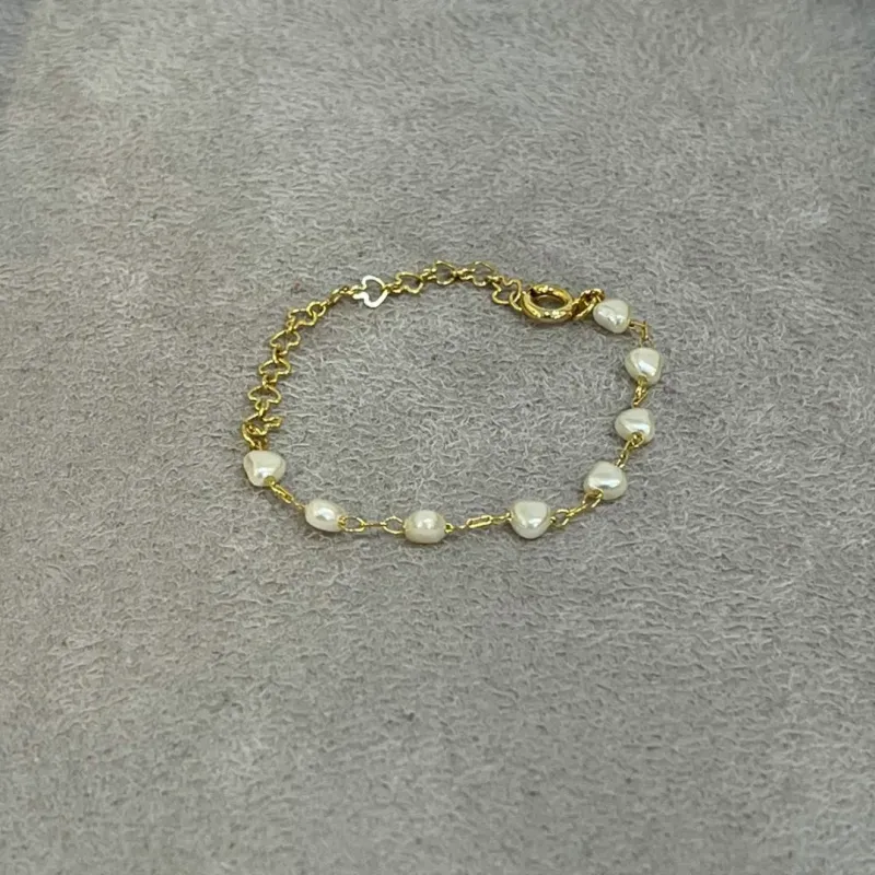 PULSEIRA INFANTIL PÉROLA CORAÇÃO