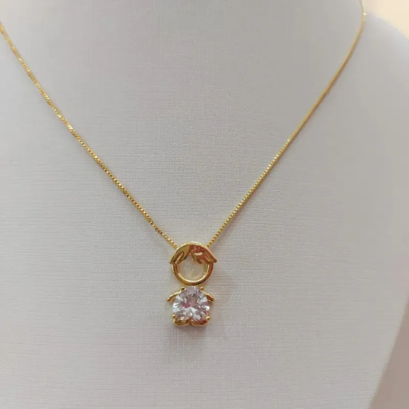 PINGENTE MENINO CRISTAL