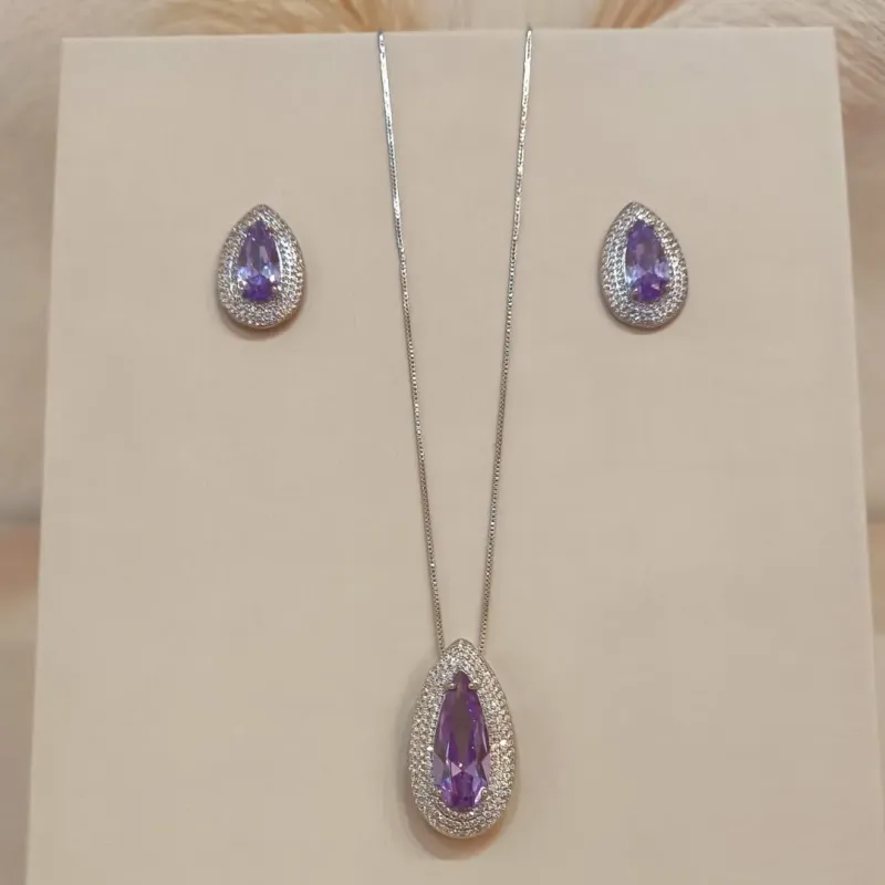 CONJUNTO GOTA ALONGADA LAVANDA/LILÁS