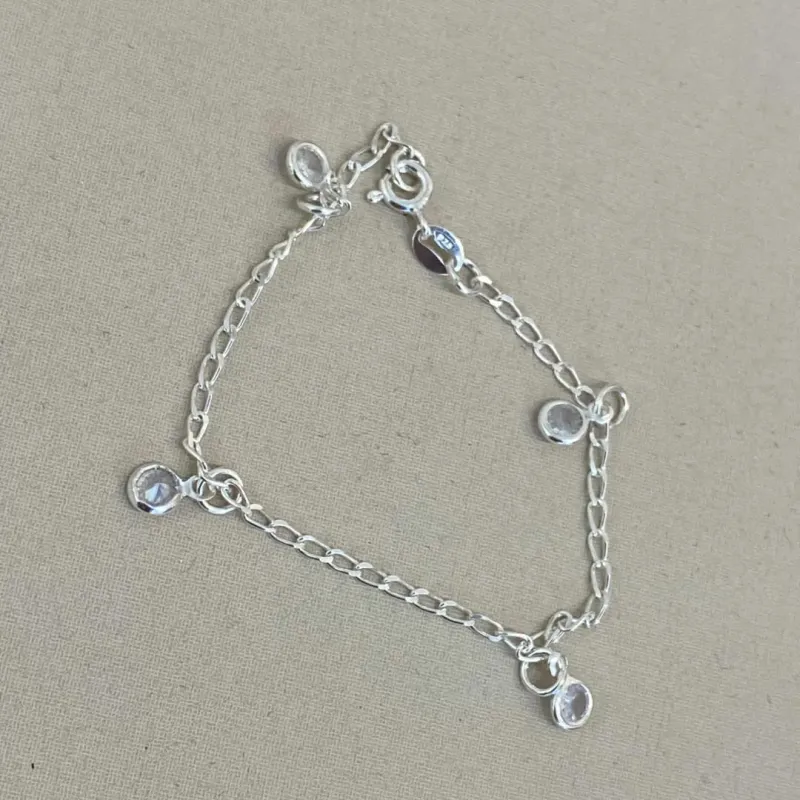 PULSEIRA PRATA INFANTIL ZIRCÔNIAS