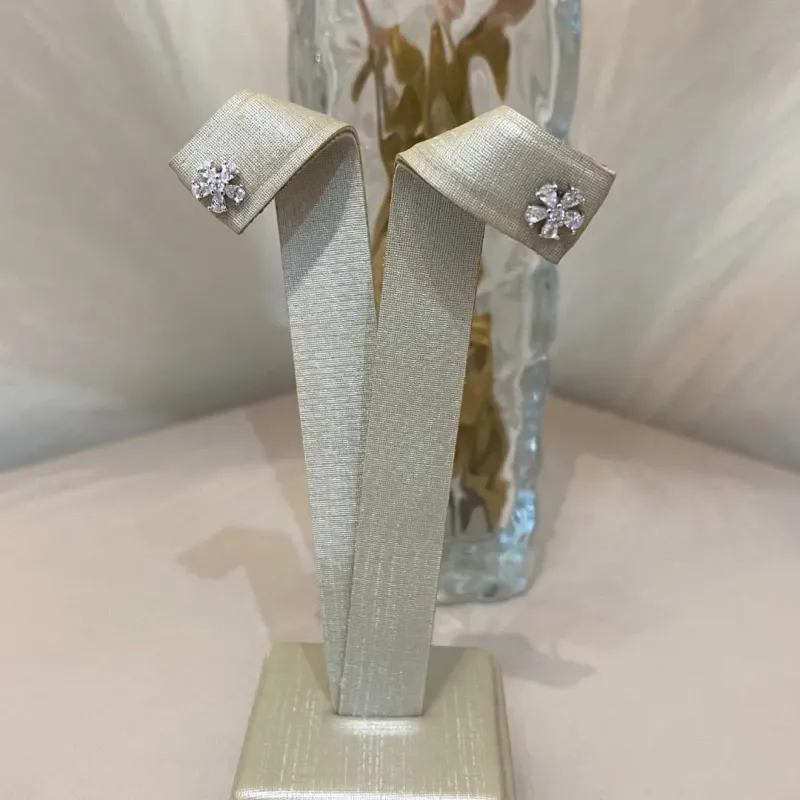 BRINCO FLOR 5 PÉTALAS ZIRCÔNIA CRISTAL