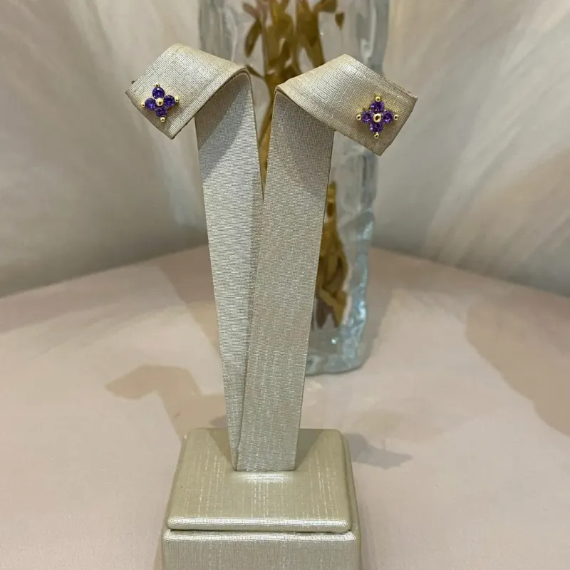BRINCO FLOR LILÁS/LAVANDA