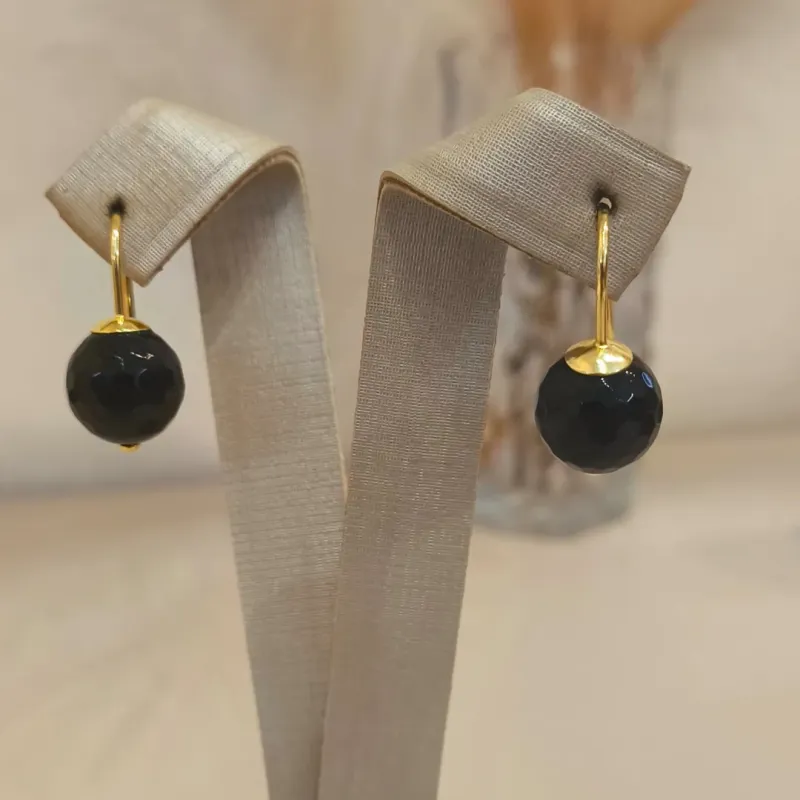 BRINCO GANCHO PRETO ESFERA/BOLA 12MM