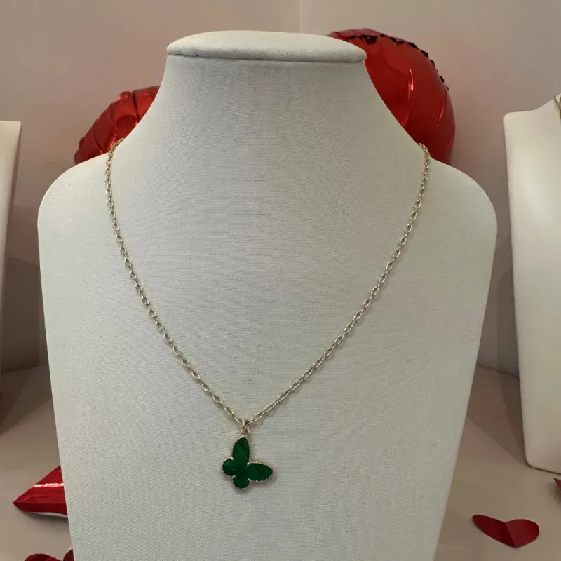 COLAR CARTIER COM PINGENTE BORBOLETA VERDE