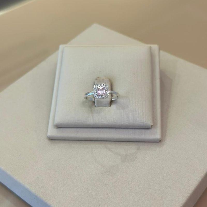 ANEL PRATA ZIRCÔNIA QUADRADA ROSA TAMANHO 16