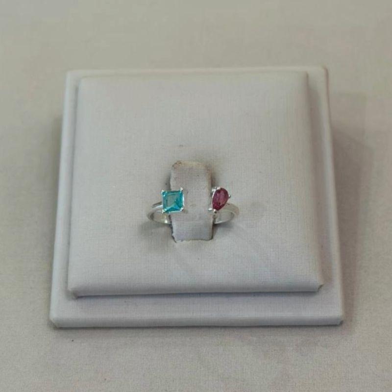 ANEL PRATA ZIRCÔNIAS PINK E VERDE TIFFANY REGULÁVEL