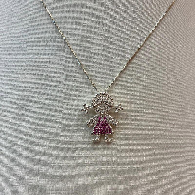 PINGENTE PRATA MENININHA CRAVEJADA ROSA