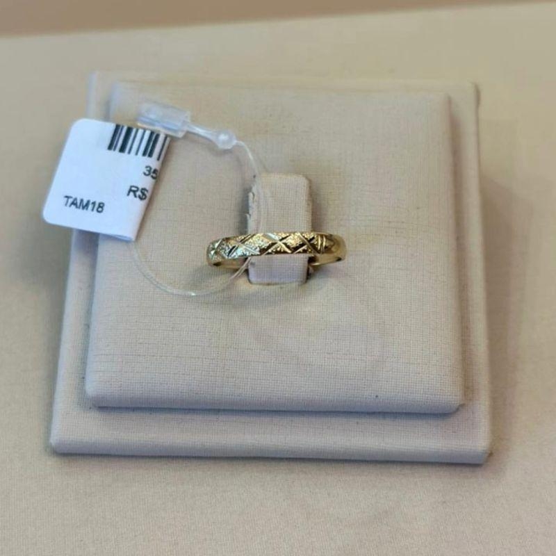 APARADOR X TAMANHO 18