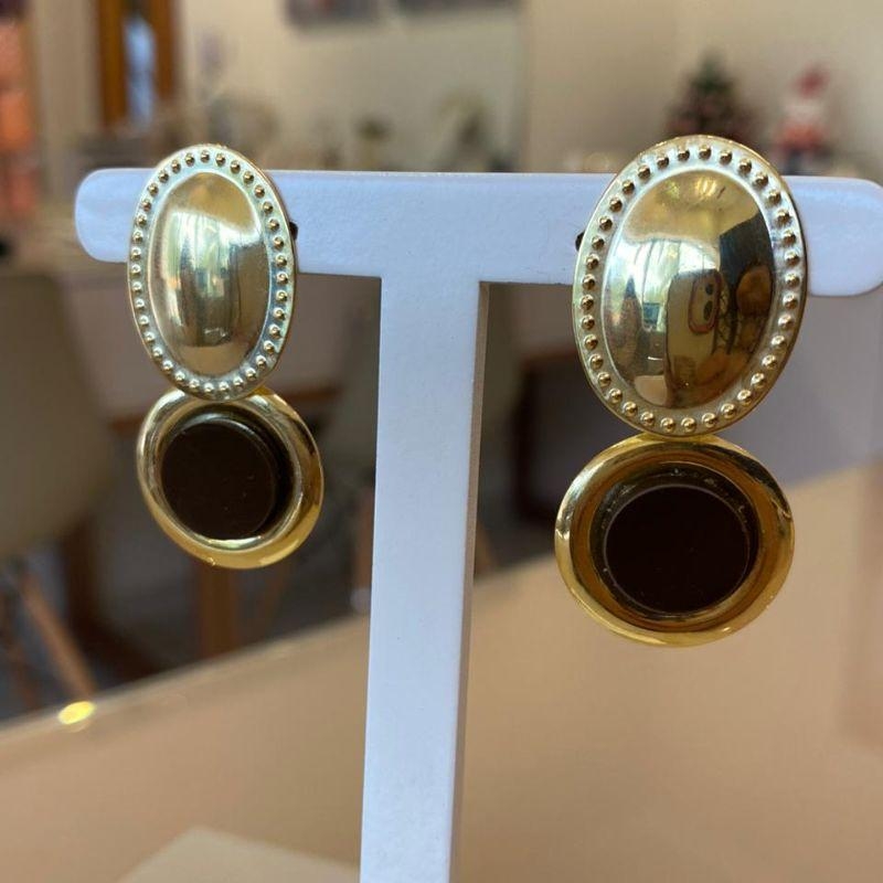 BRINCO DUPLO BASE OVAL CHOCOLATE/MARROM