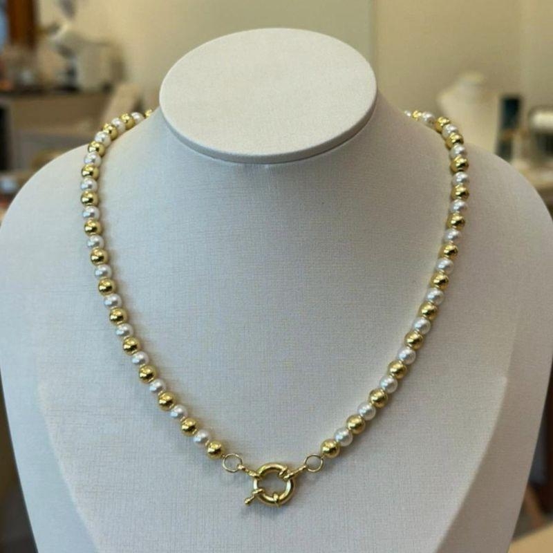 COLAR PÉROLA E ESFERAS/BOLINHAS DOURADAS FECHO BÓIA