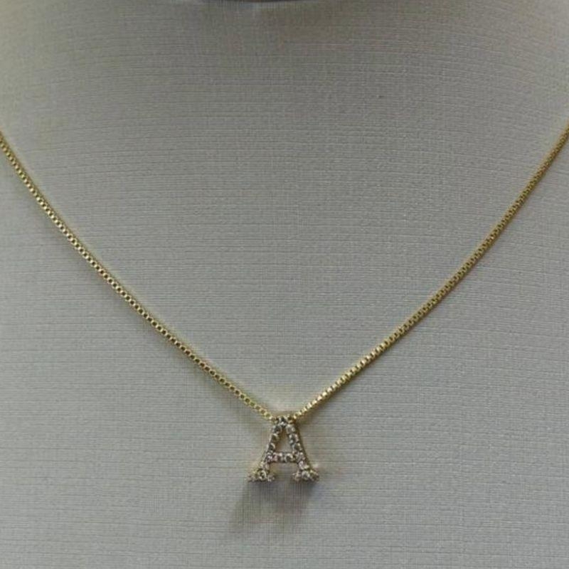 PINGENTE INICIAL CRAVEJADA LETRA A