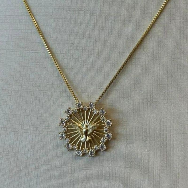 PINGENTE MEDALHA ESPÍRITO SANTO COM ZIRCÔNIAS