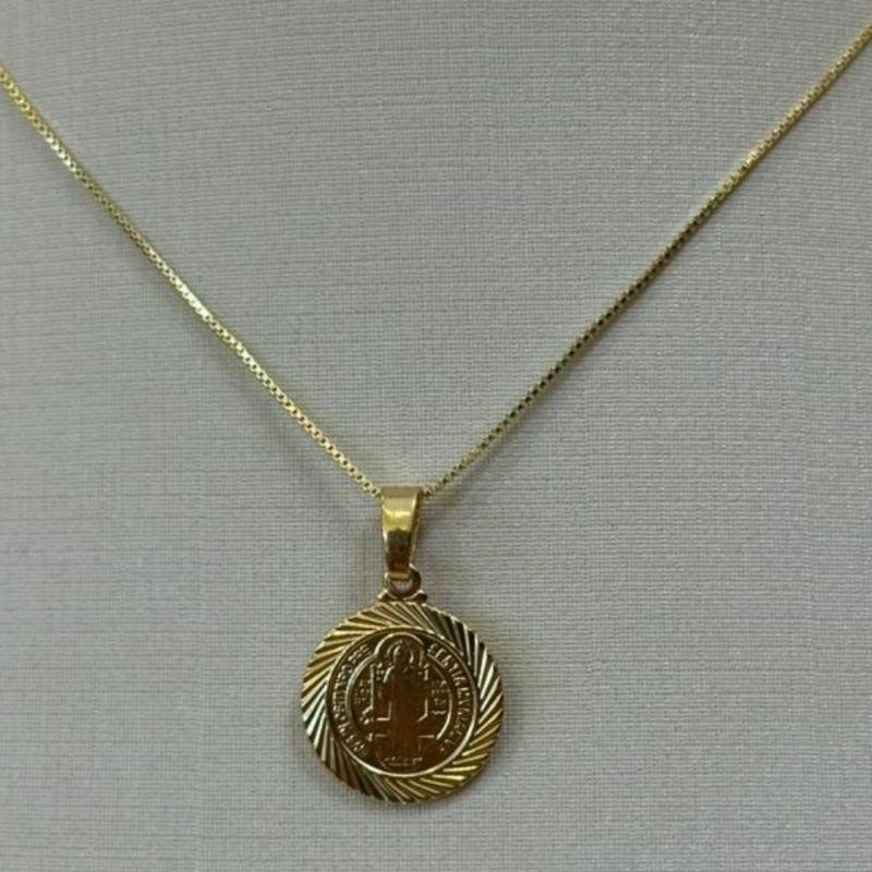 PINGENTE MEDALHA SÃO BENTO FRISOS