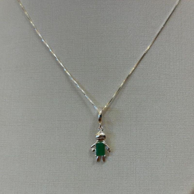 PINGENTE PRATA MENINO VERDE ESMERALDA